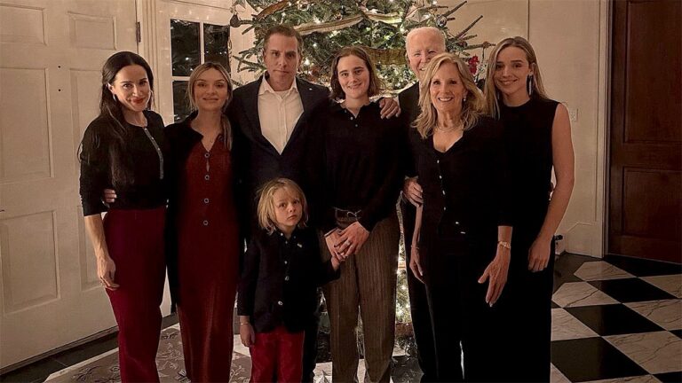 Biden Christmas Photo 2026: What Makes It Stand Out This Year